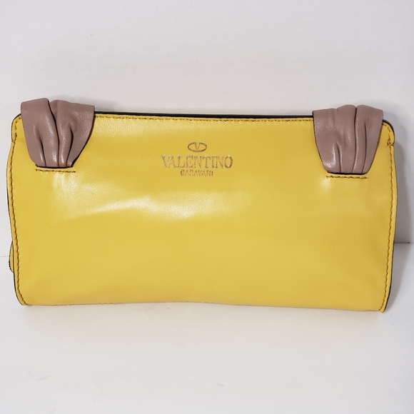 🎊HP!🎊2.23.18🎊Lamb skin leather clutch 👛 - Picture 5 of 8